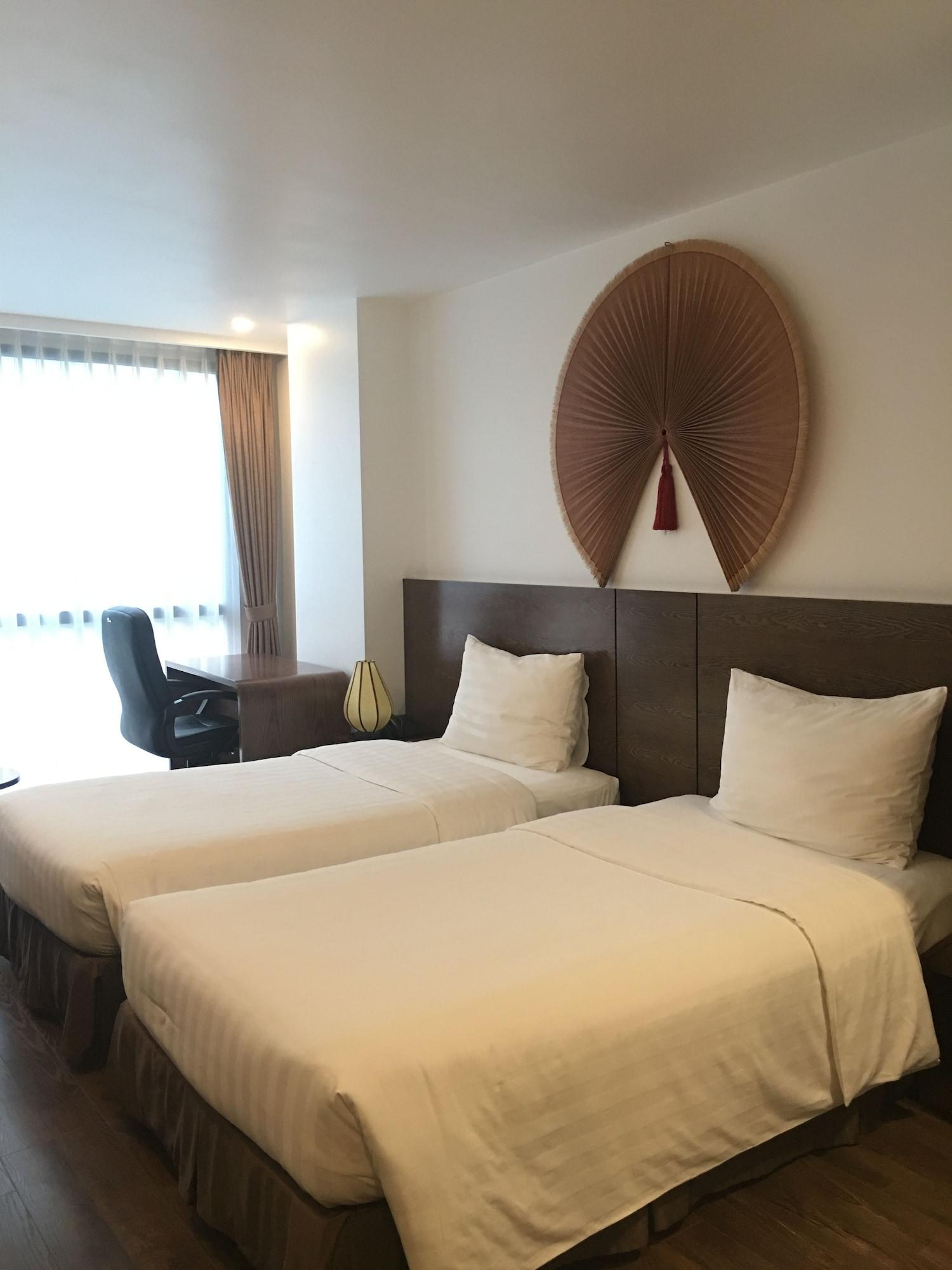 Inearth Hotel Hanoi Bagian luar foto